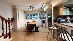 Blk 327 Jurong East Street 31 (Jurong East), HDB Executive #587213321